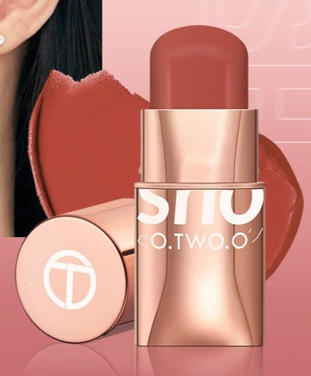 O.TWO.O batom blush vara.